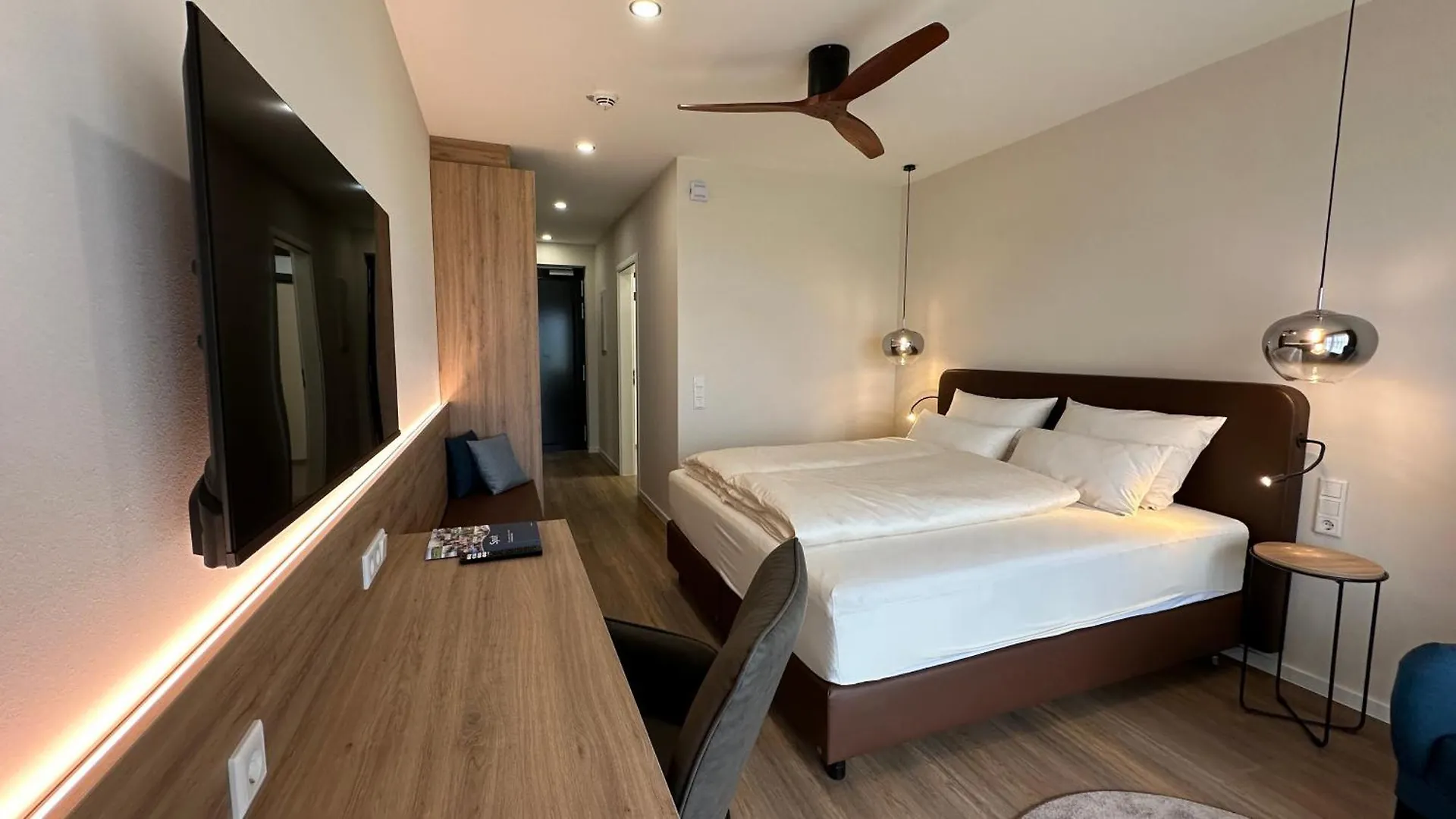 Hotel Amendes Haus Am See - Neueroeffnung Spalt Germania